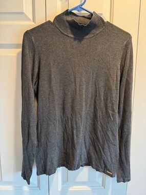 T Tahari Gray Turtleneck Sweater - Lightweight Knit